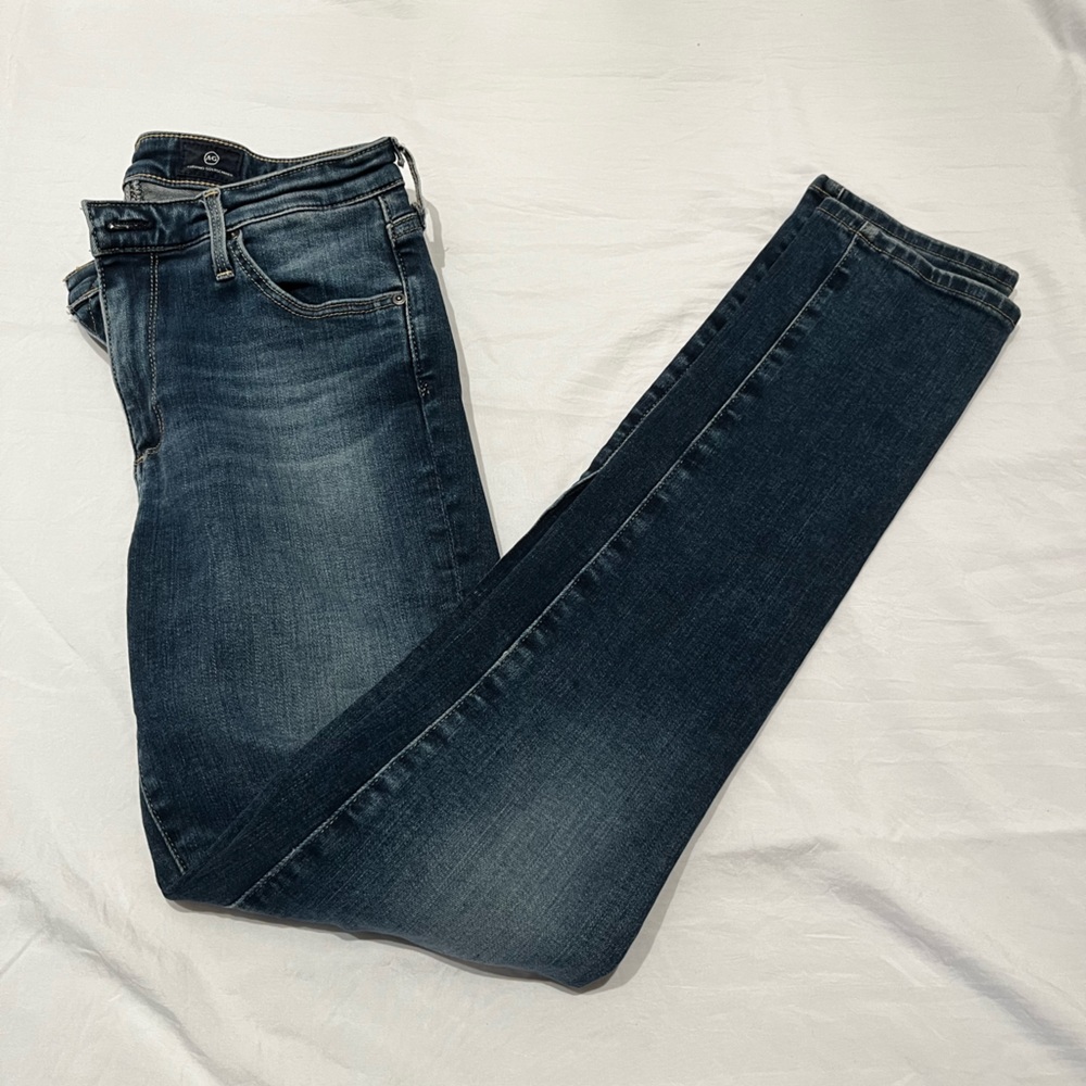 Mid Rise Skinny Jean